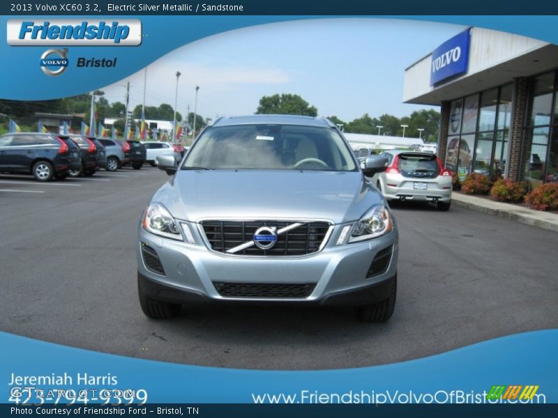 Electric Silver Metallic / Sandstone 2013 Volvo XC60 3.2