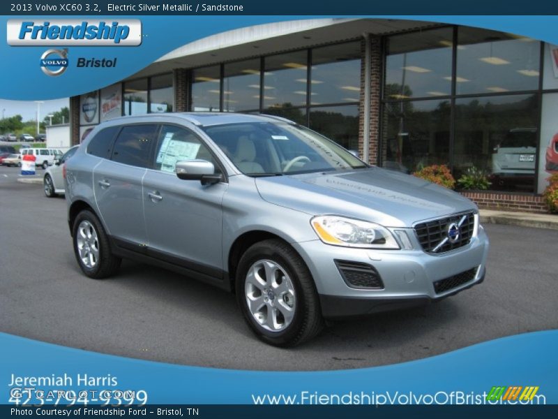 Electric Silver Metallic / Sandstone 2013 Volvo XC60 3.2