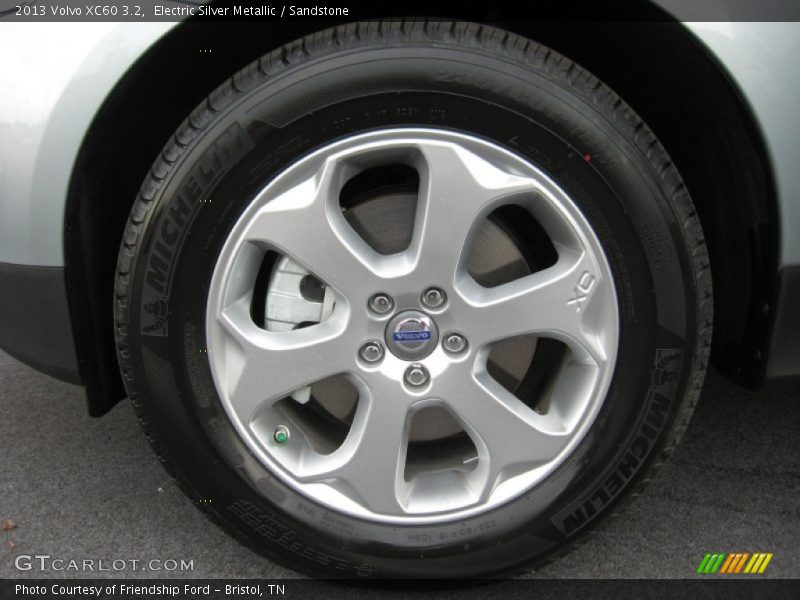 Electric Silver Metallic / Sandstone 2013 Volvo XC60 3.2