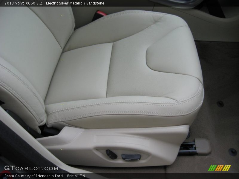 Electric Silver Metallic / Sandstone 2013 Volvo XC60 3.2