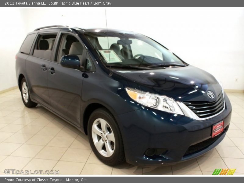 South Pacific Blue Pearl / Light Gray 2011 Toyota Sienna LE