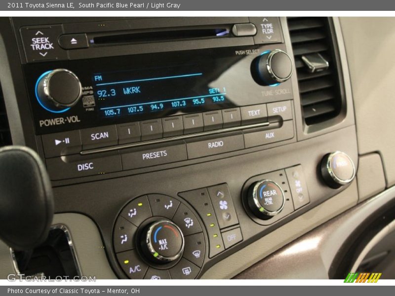South Pacific Blue Pearl / Light Gray 2011 Toyota Sienna LE