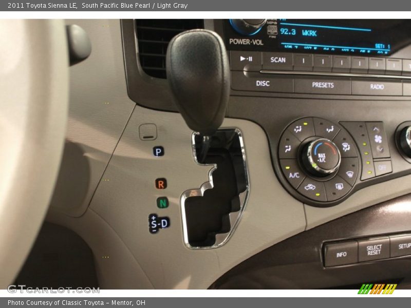 South Pacific Blue Pearl / Light Gray 2011 Toyota Sienna LE