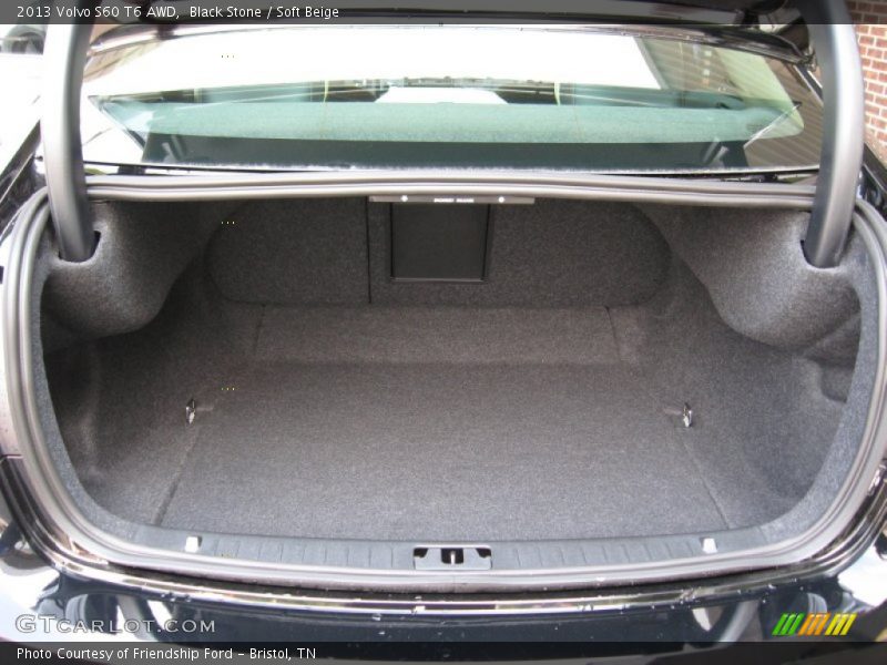  2013 S60 T6 AWD Trunk