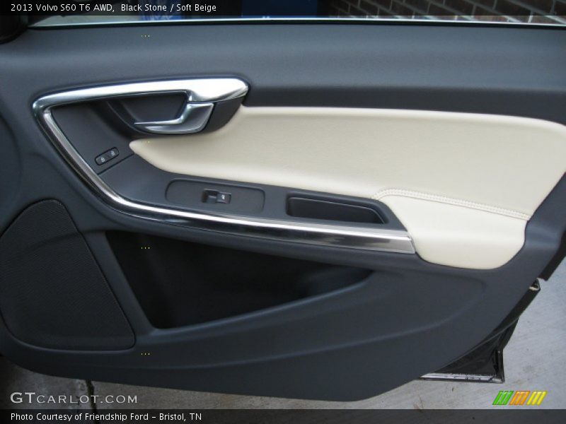Door Panel of 2013 S60 T6 AWD