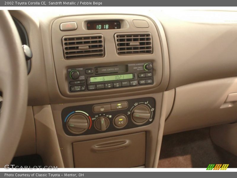 Sandrift Metallic / Pebble Beige 2002 Toyota Corolla CE