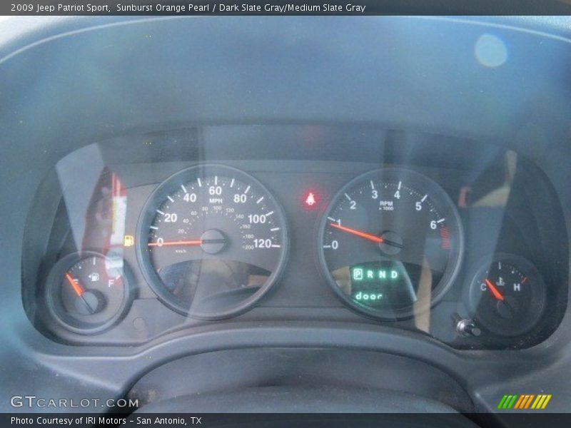 Sunburst Orange Pearl / Dark Slate Gray/Medium Slate Gray 2009 Jeep Patriot Sport