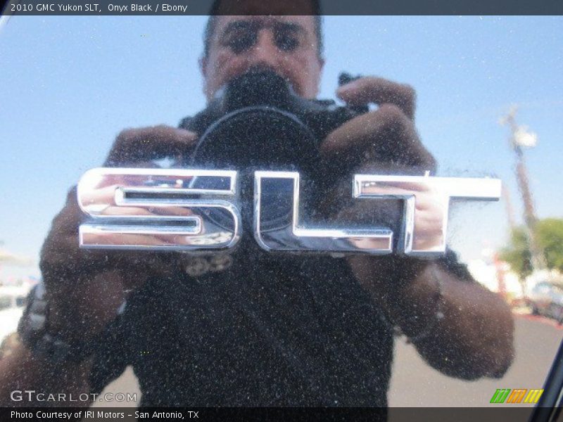 Onyx Black / Ebony 2010 GMC Yukon SLT
