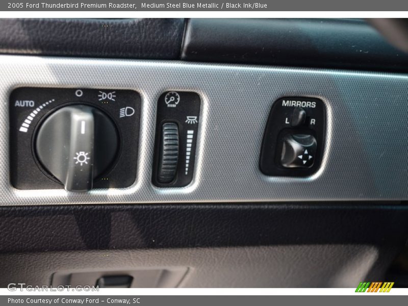 Controls of 2005 Thunderbird Premium Roadster