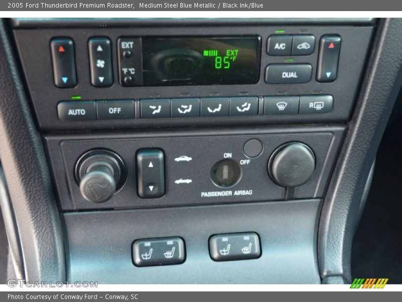 Controls of 2005 Thunderbird Premium Roadster
