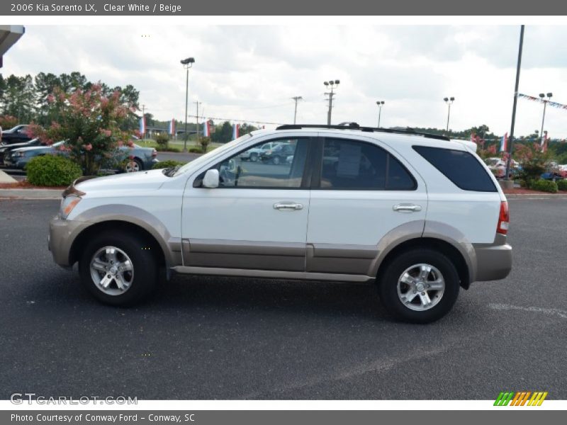 Clear White / Beige 2006 Kia Sorento LX