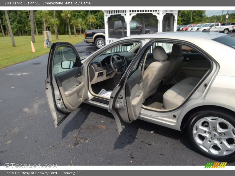 Smokestone Metallic / Camel 2010 Ford Fusion SE