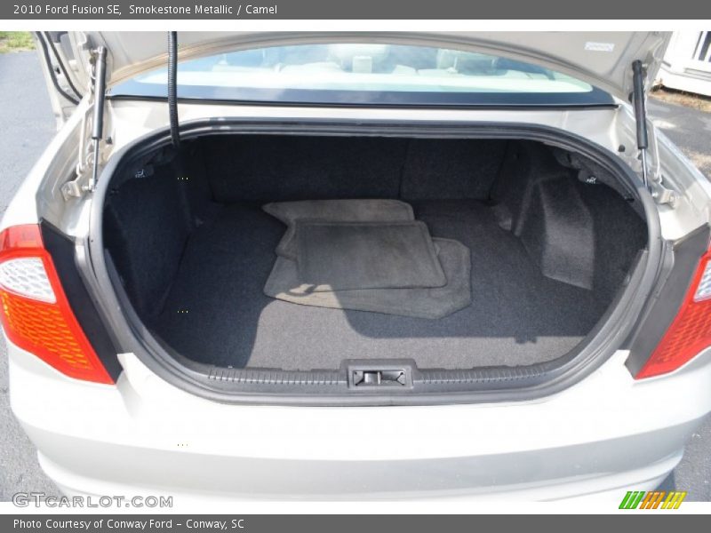  2010 Fusion SE Trunk