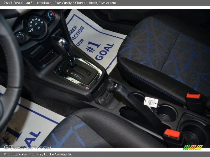 Blue Candy / Charcoal Black/Blue Accent 2013 Ford Fiesta SE Hatchback