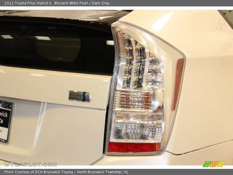 Blizzard White Pearl / Dark Gray 2011 Toyota Prius Hybrid II