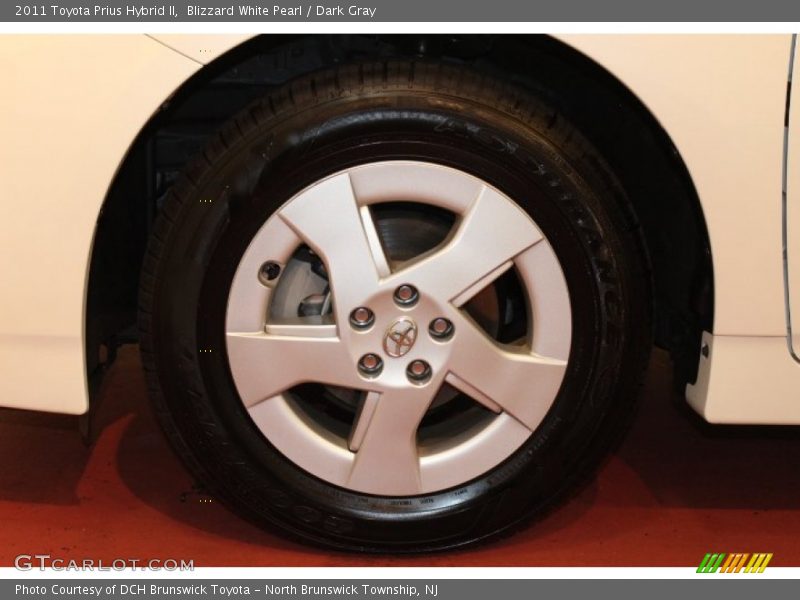 Blizzard White Pearl / Dark Gray 2011 Toyota Prius Hybrid II