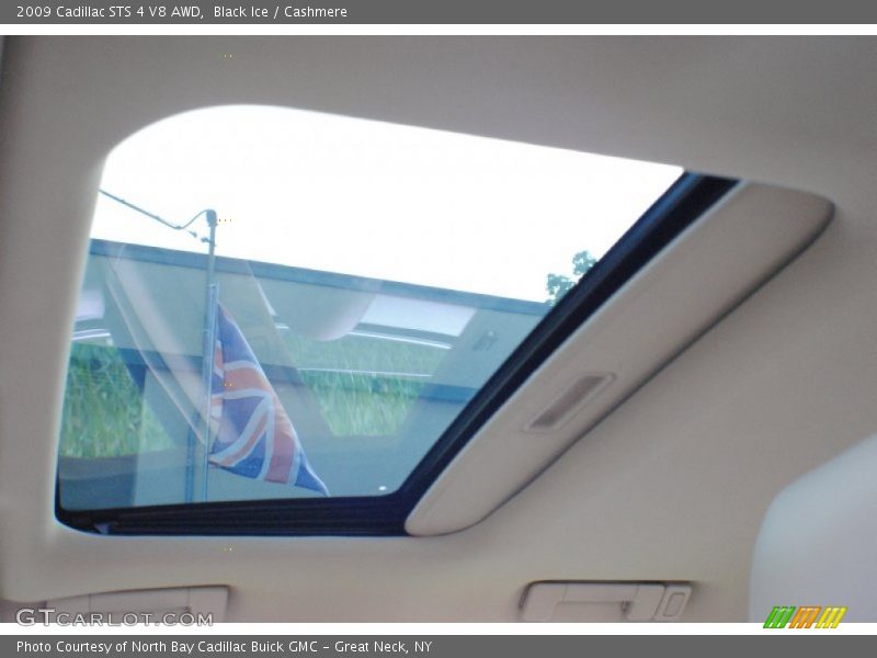Sunroof of 2009 STS 4 V8 AWD