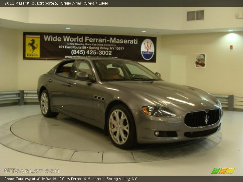 Grigio Alfieri (Grey) / Cuoio 2011 Maserati Quattroporte S