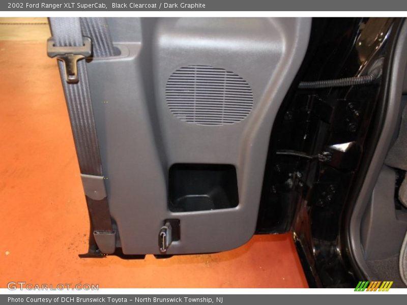 Black Clearcoat / Dark Graphite 2002 Ford Ranger XLT SuperCab