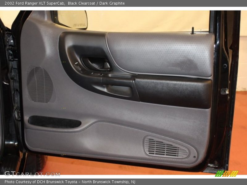 Black Clearcoat / Dark Graphite 2002 Ford Ranger XLT SuperCab