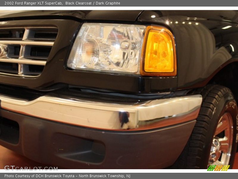 Black Clearcoat / Dark Graphite 2002 Ford Ranger XLT SuperCab