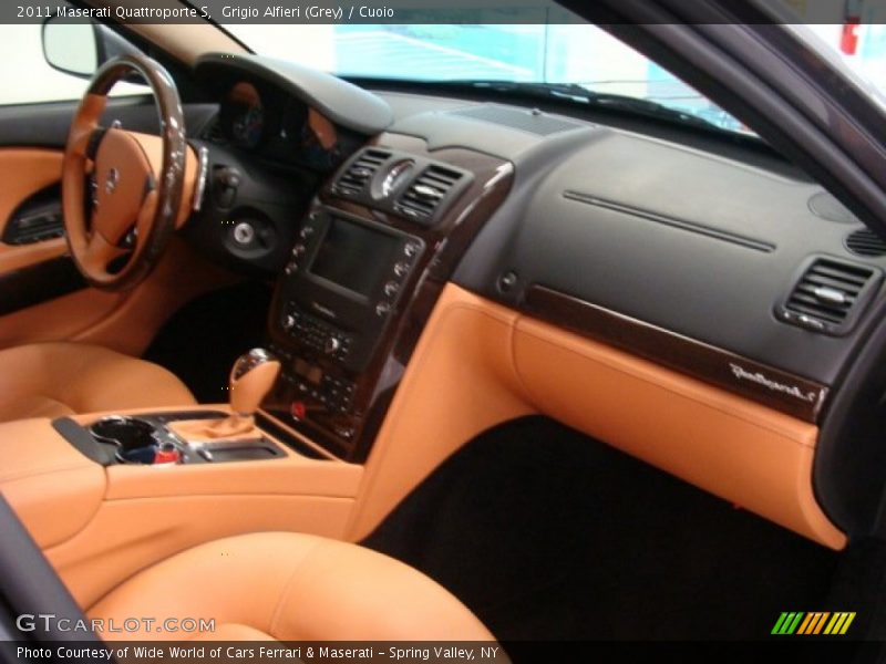 Grigio Alfieri (Grey) / Cuoio 2011 Maserati Quattroporte S