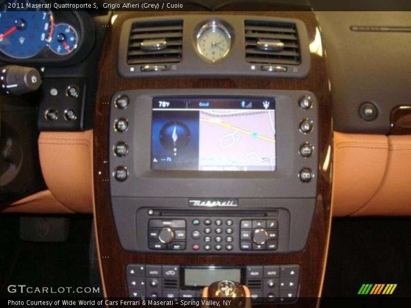Grigio Alfieri (Grey) / Cuoio 2011 Maserati Quattroporte S