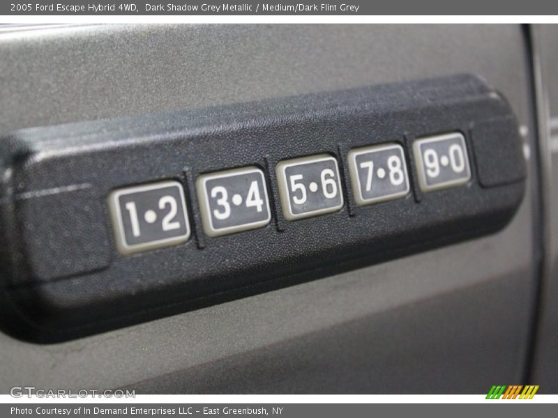 Dark Shadow Grey Metallic / Medium/Dark Flint Grey 2005 Ford Escape Hybrid 4WD