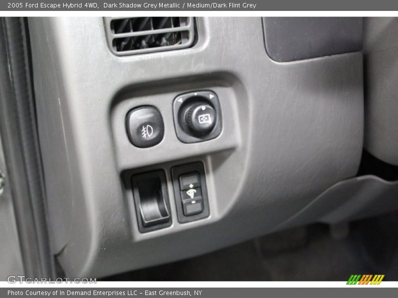 Dark Shadow Grey Metallic / Medium/Dark Flint Grey 2005 Ford Escape Hybrid 4WD