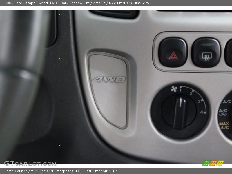 Controls of 2005 Escape Hybrid 4WD