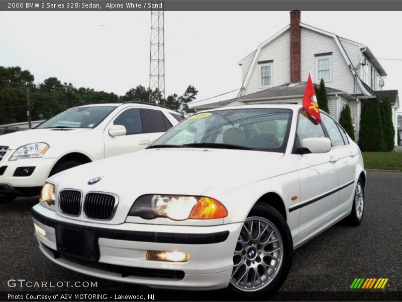 Alpine White / Sand 2000 BMW 3 Series 328i Sedan