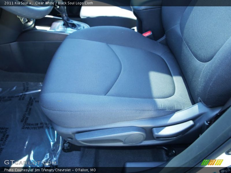 Clear White / Black Soul Logo Cloth 2011 Kia Soul +