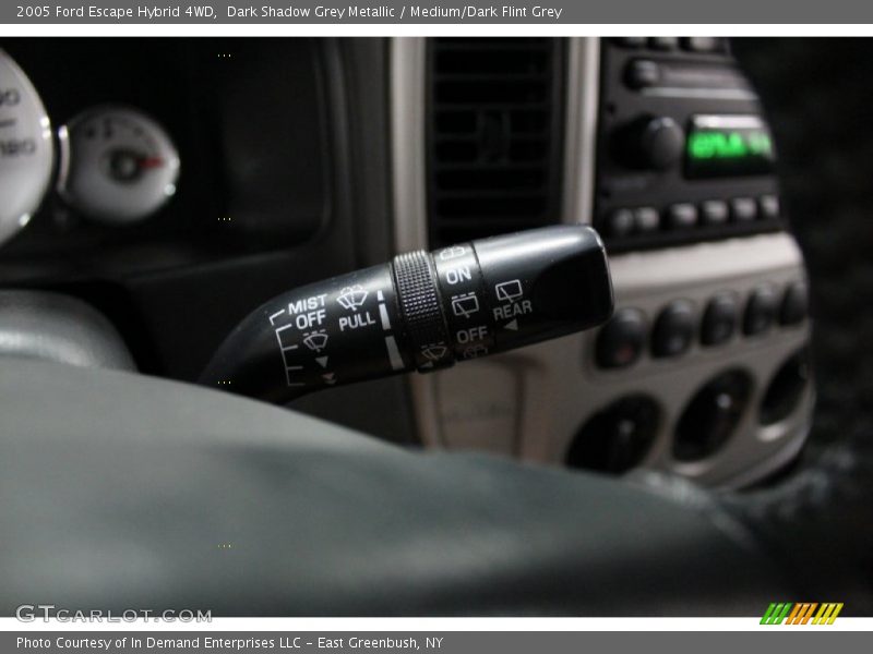 Controls of 2005 Escape Hybrid 4WD