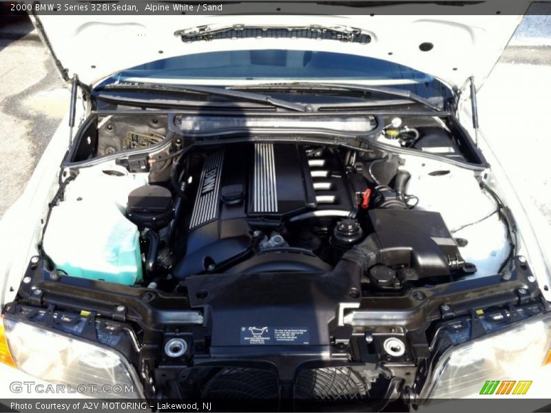 Alpine White / Sand 2000 BMW 3 Series 328i Sedan