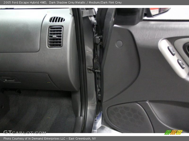 Dark Shadow Grey Metallic / Medium/Dark Flint Grey 2005 Ford Escape Hybrid 4WD