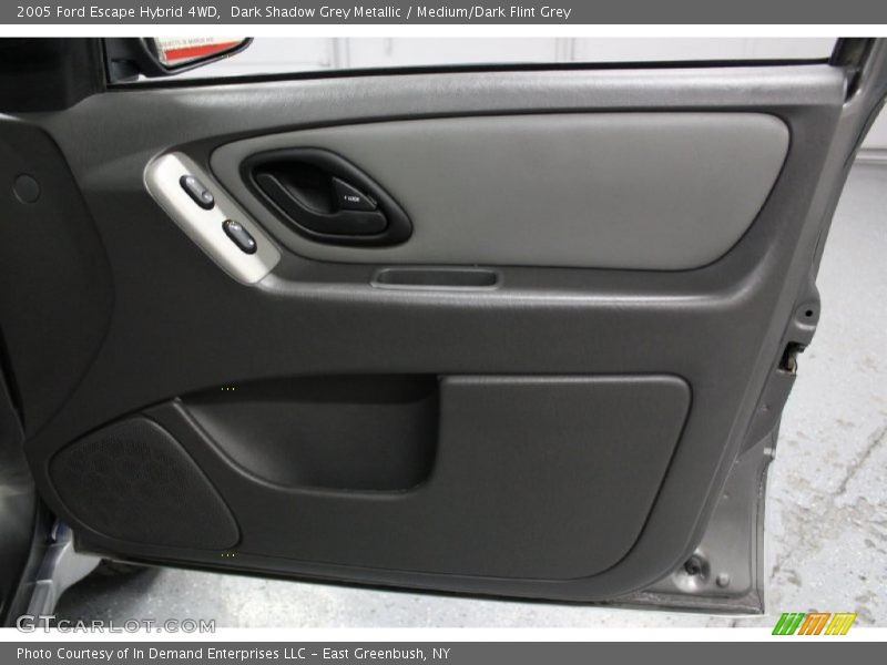 Door Panel of 2005 Escape Hybrid 4WD