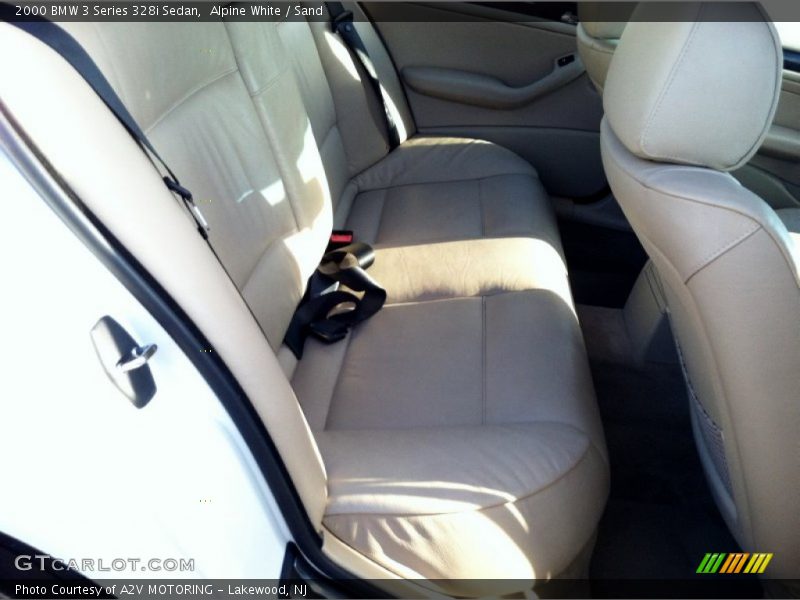Alpine White / Sand 2000 BMW 3 Series 328i Sedan