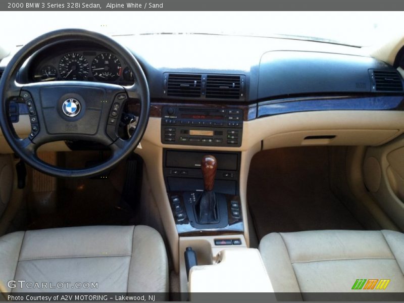 Alpine White / Sand 2000 BMW 3 Series 328i Sedan
