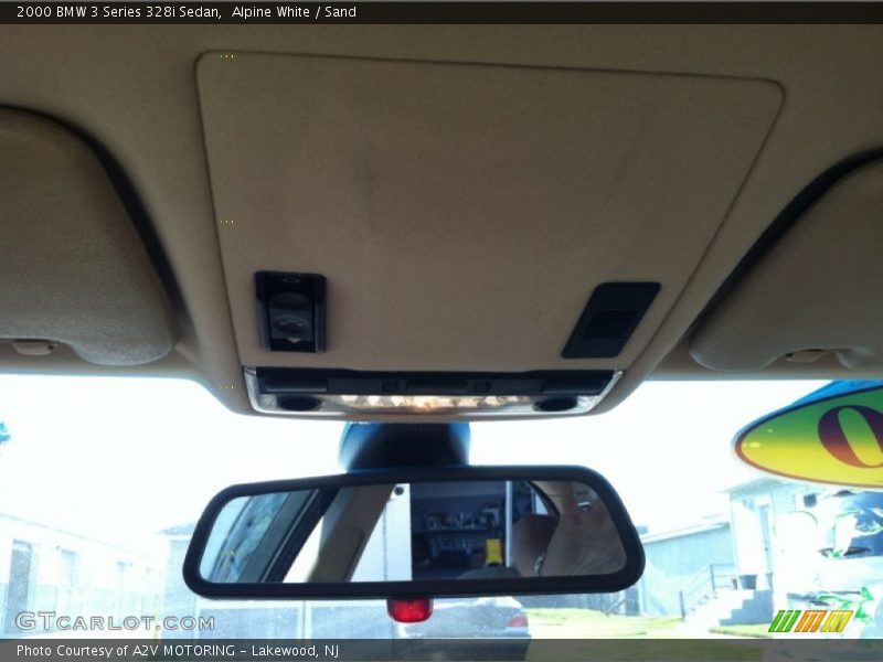 Alpine White / Sand 2000 BMW 3 Series 328i Sedan