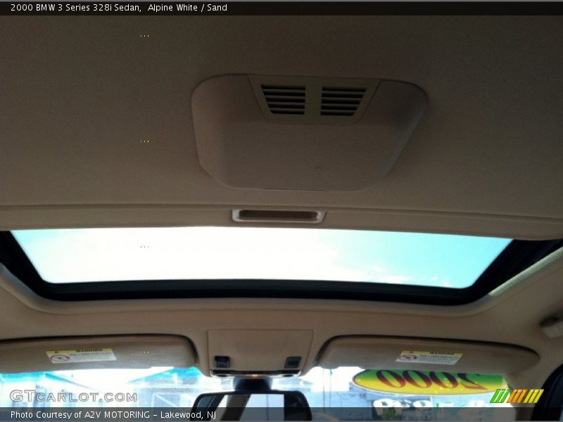 Alpine White / Sand 2000 BMW 3 Series 328i Sedan