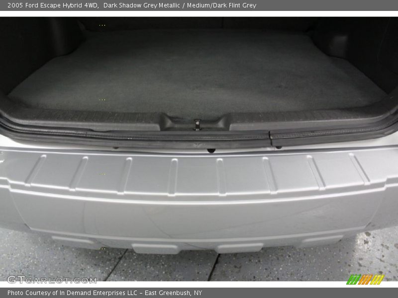 Dark Shadow Grey Metallic / Medium/Dark Flint Grey 2005 Ford Escape Hybrid 4WD