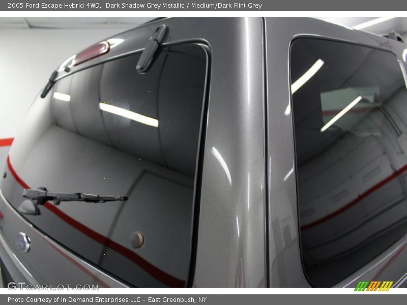 Dark Shadow Grey Metallic / Medium/Dark Flint Grey 2005 Ford Escape Hybrid 4WD
