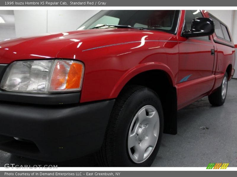 Standard Red / Gray 1996 Isuzu Hombre XS Regular Cab