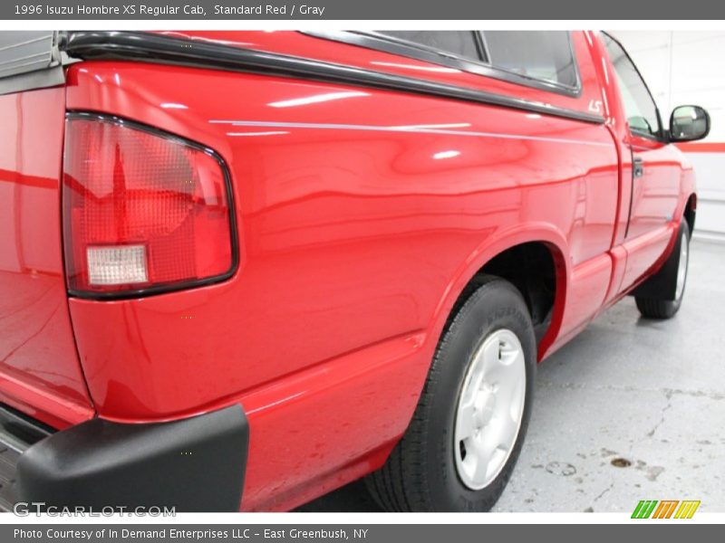 Standard Red / Gray 1996 Isuzu Hombre XS Regular Cab