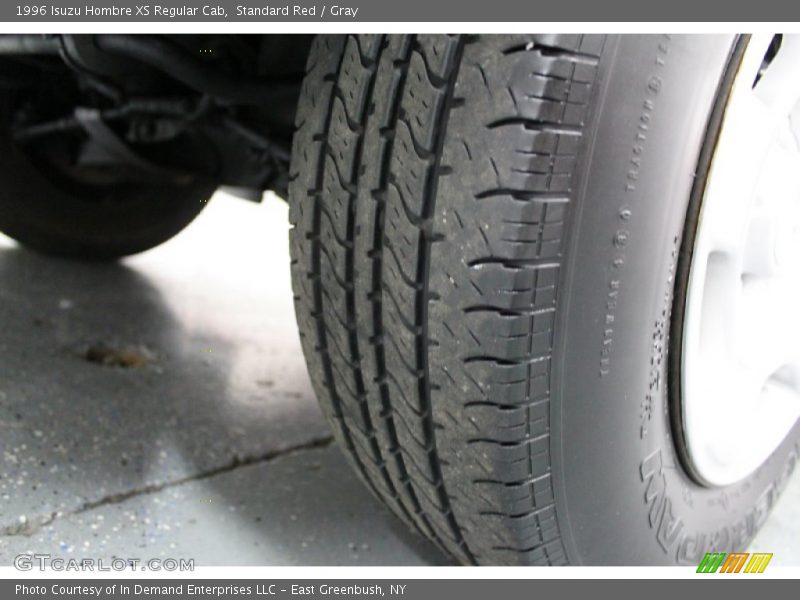 Standard Red / Gray 1996 Isuzu Hombre XS Regular Cab