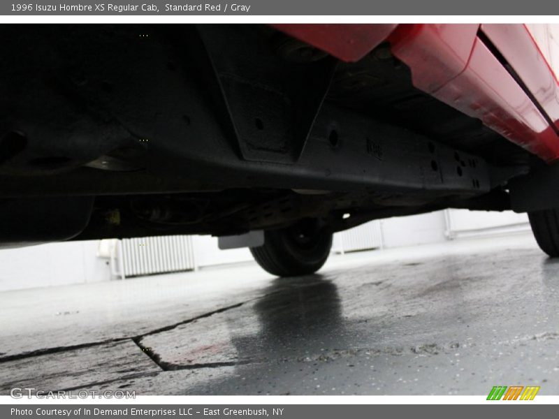 Standard Red / Gray 1996 Isuzu Hombre XS Regular Cab