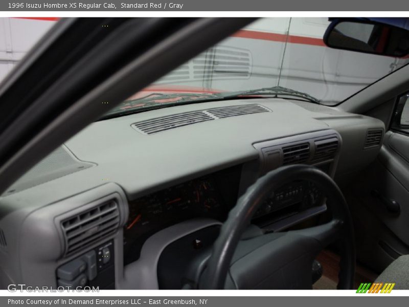 Standard Red / Gray 1996 Isuzu Hombre XS Regular Cab