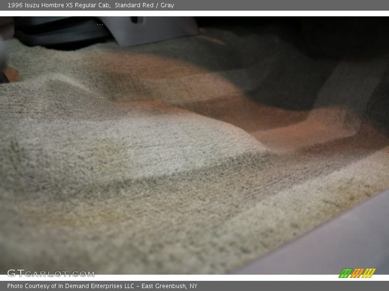 Standard Red / Gray 1996 Isuzu Hombre XS Regular Cab