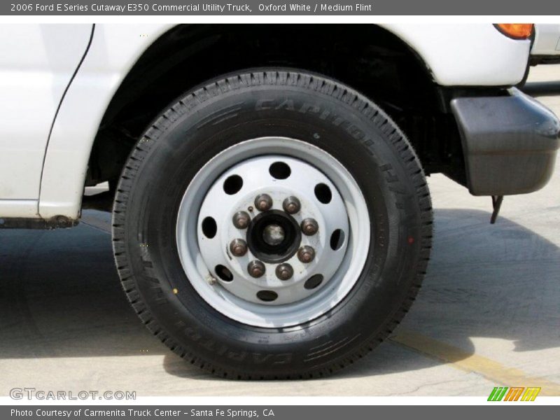 Oxford White / Medium Flint 2006 Ford E Series Cutaway E350 Commercial Utility Truck