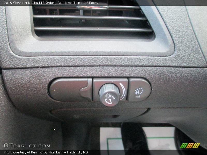 Controls of 2010 Malibu LTZ Sedan